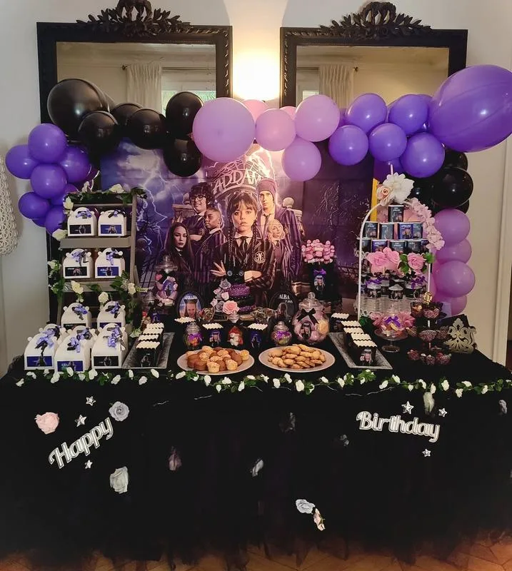 Décoration anniversaire Mercredi — L'atelier de Kashaine