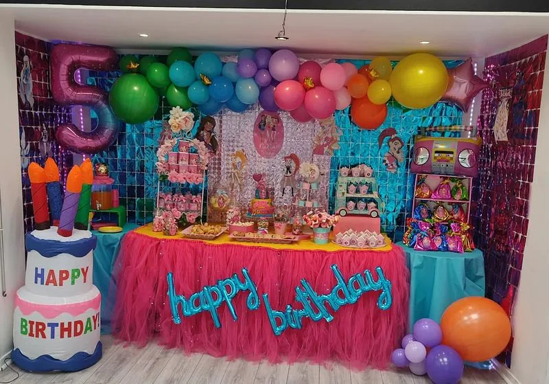 Décoration anniversaire Top Model — L'atelier de Kashaine