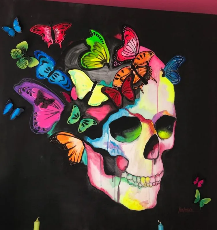 Tableau d'art original signé Kashaine Tete de mort papillons — L'atelier de Kashaine
